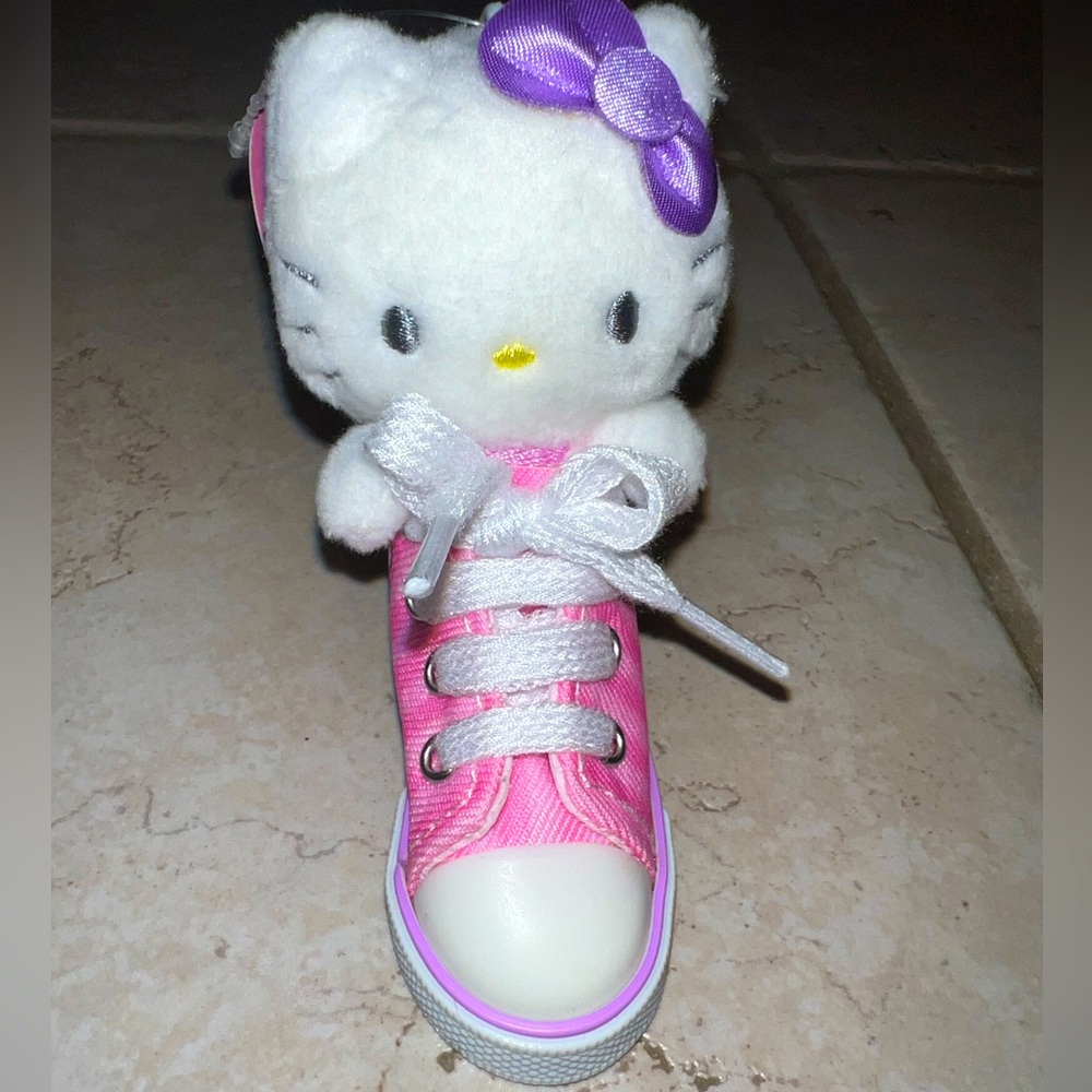 NWT Hello Kitty Keychain